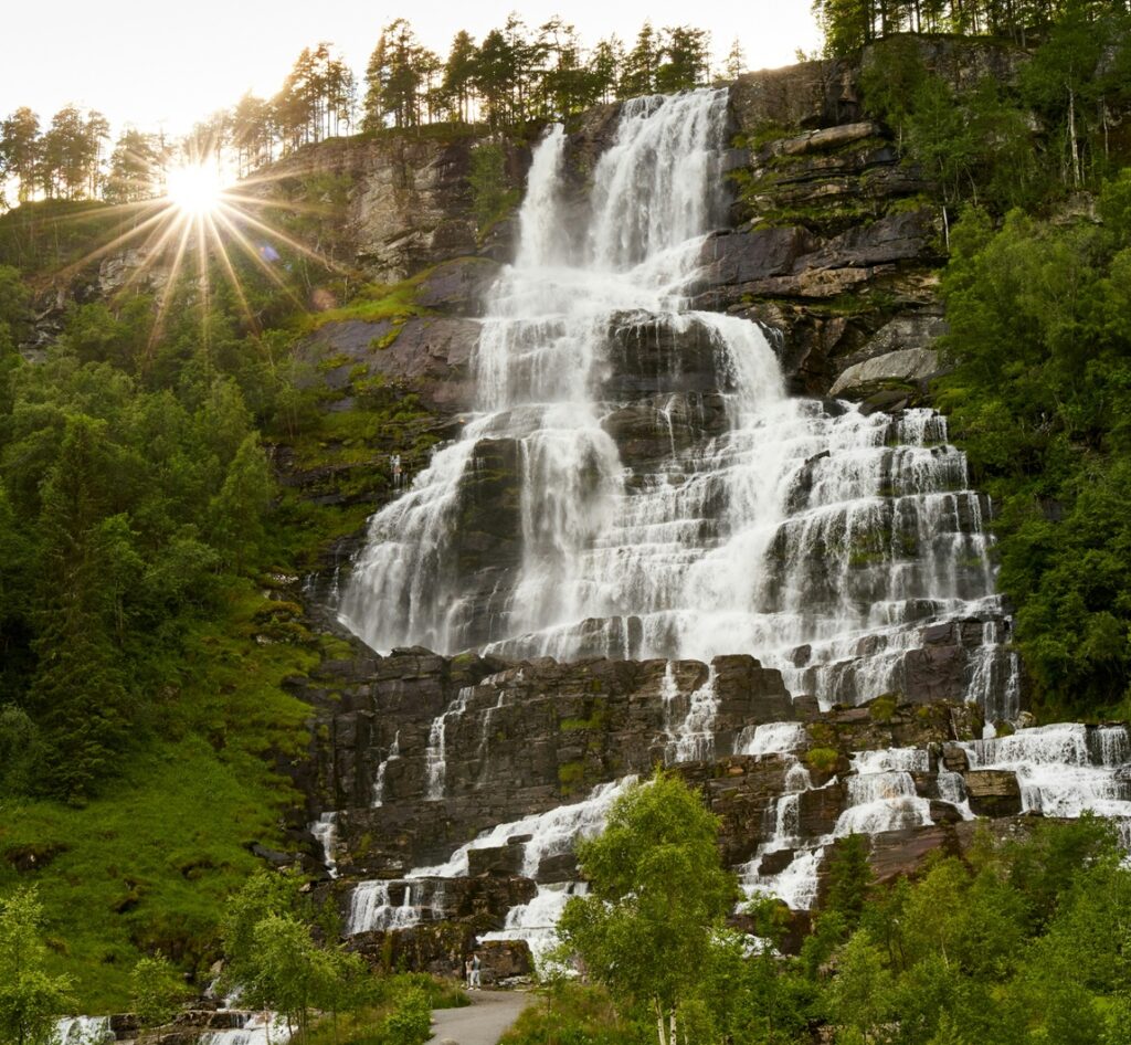 Tvindefossen Projekt Przygoda